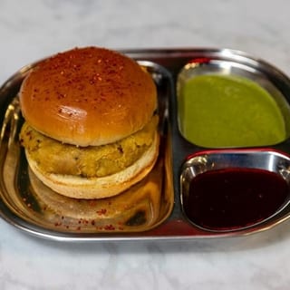 Samosa Smash Sandwich